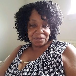 Meet your Posher, Anita